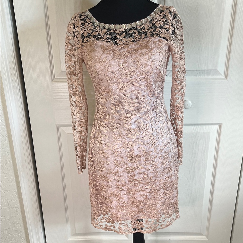 Aidan Mattox Champagne Lace Long-Sleeve Cocktail Dress Jewels Sequins Sz 0 Prom